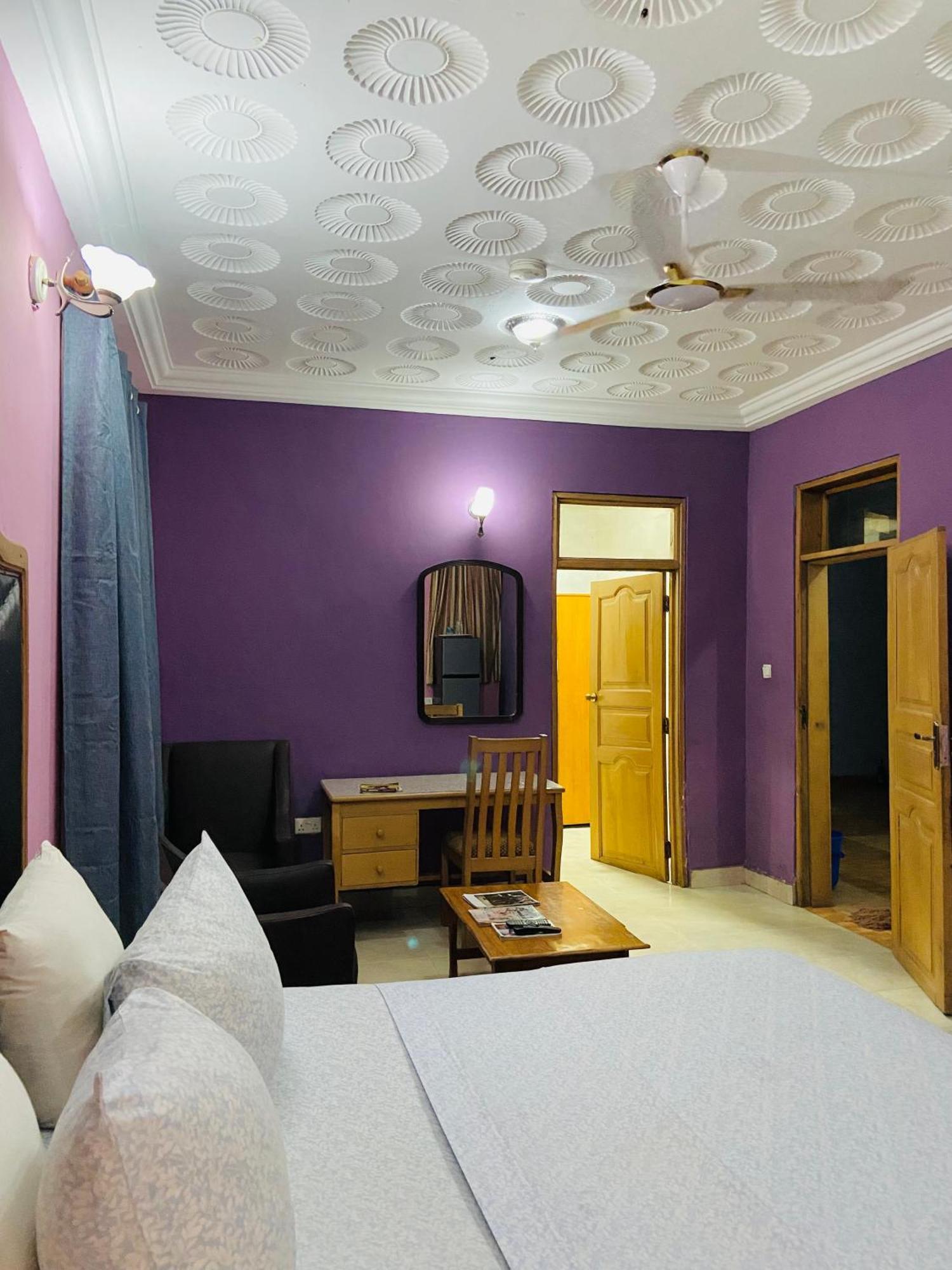 Heaven Gate Hotel Accra Extérieur photo