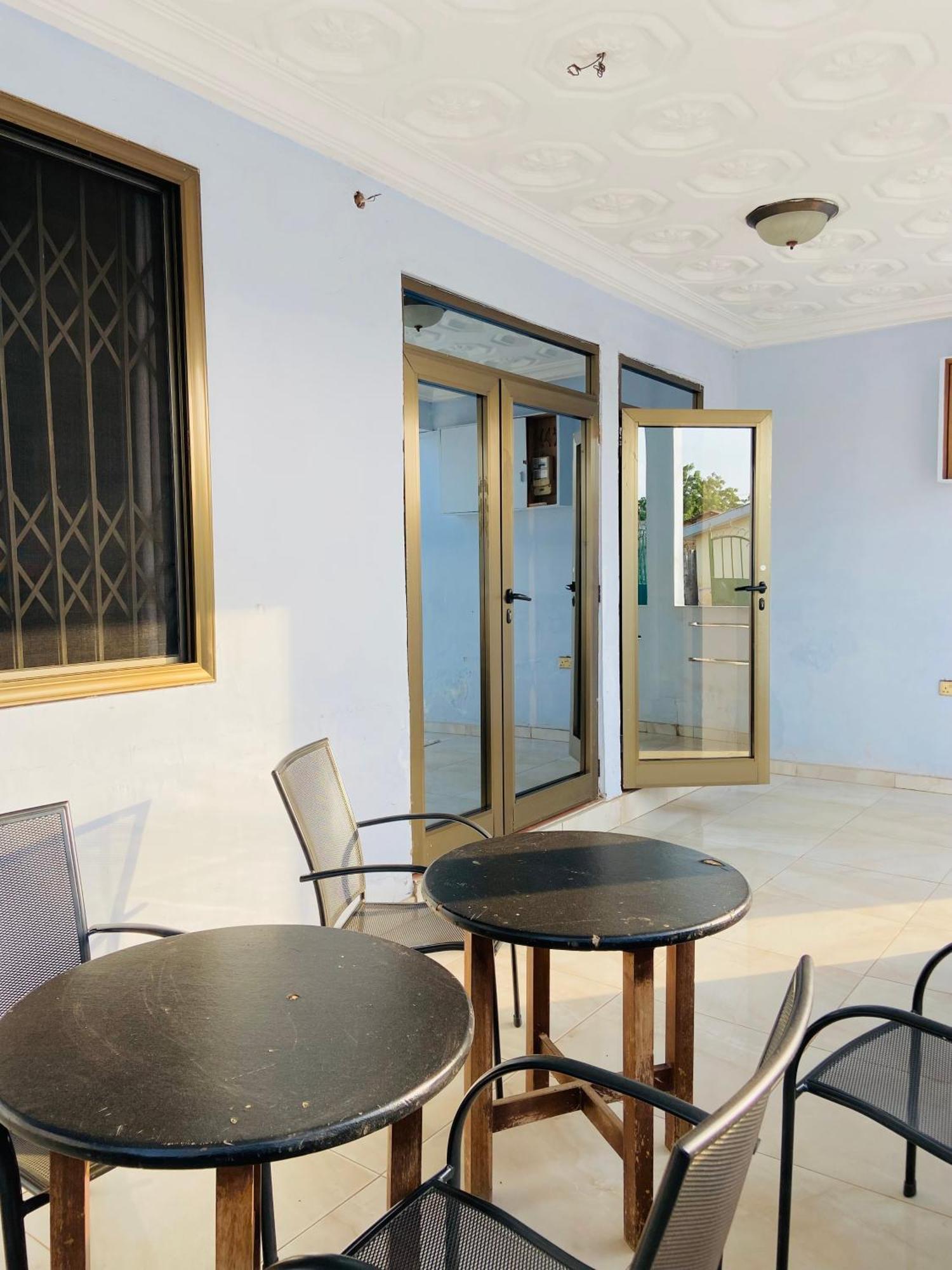 Heaven Gate Hotel Accra Extérieur photo